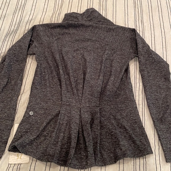 Lululemon mock neck long sleeve, 6 - Picture 4 of 5